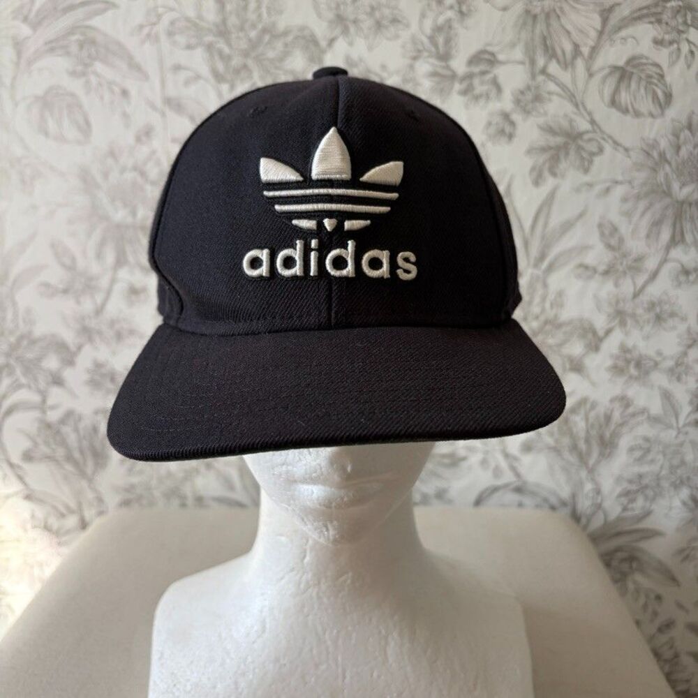Adidas Originals Trefoil Snapback Flatbill Hat Cap Black White Logo One Size